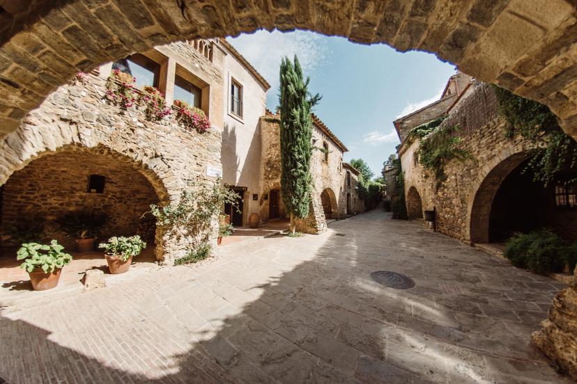 Monells image 1